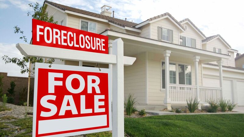 Homeowners falsely foreclosed on by Bank of America fight back. (Thinkstock)