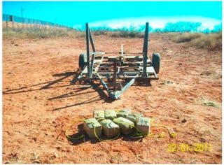 Illustration for article titled Weed-Firing Catapult Discovered at U.S.-Mexico Border
