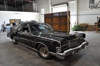 Illustration for article titled First Photo of Hawaii 5-0 Car On Remake Set
