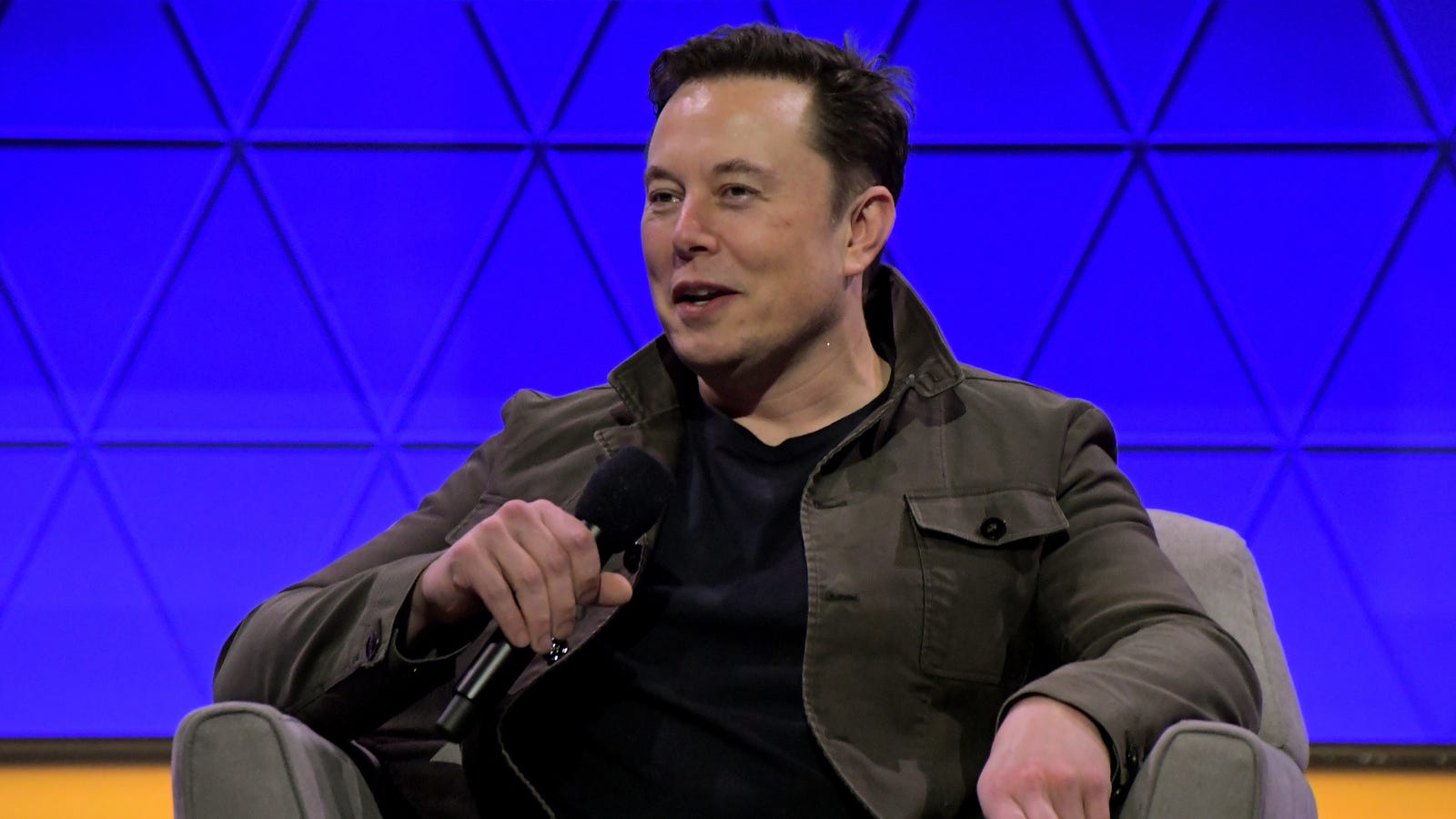 Elon Musk's Tweeting Broke the Law This Time, Judge Rules, And His Isn't the Only Bad Take