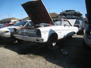 Illustration for article titled How Does This Happen? 1965 Belvedere Coupe Is Crusher-Bound