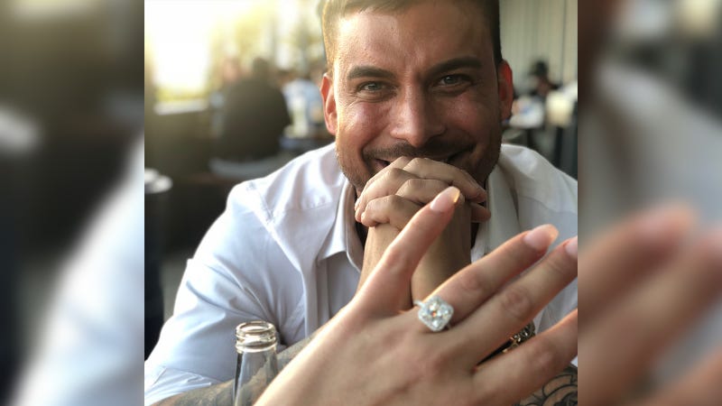 Illustration for article titled Vanderpump Rules' Jax Taylor and Brittany Cartwright Are Engaged