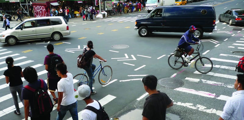 Illustration for article titled Can New York City Achieve a New Goal of Zero Traffic Deaths Per Year?