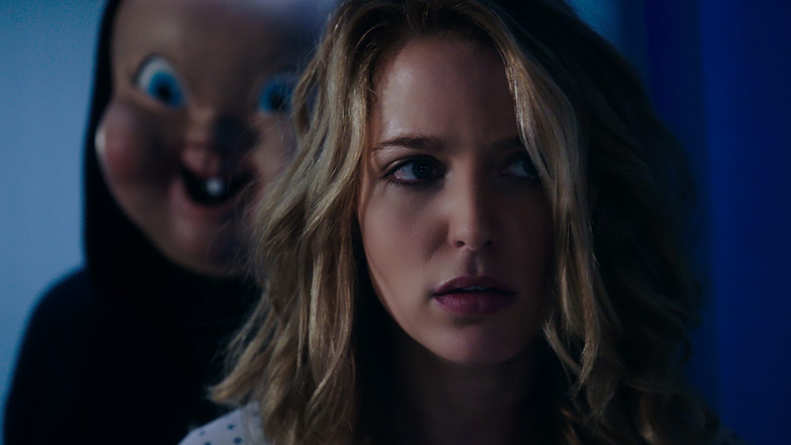 jessica rothe makes dying and comedy