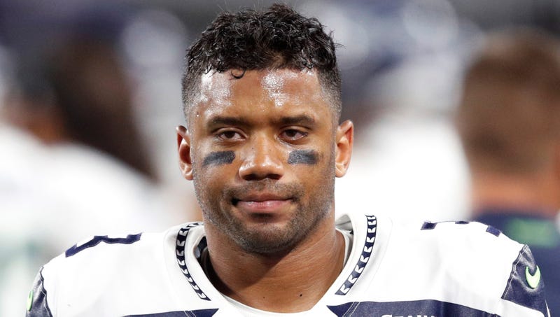 Illustration for article titled Russell Wilson Asks Seahawks To Modify Play Where He’s Immediately Tackled By Six Players