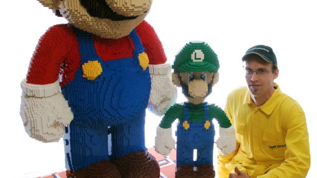 biggest lego man in the world