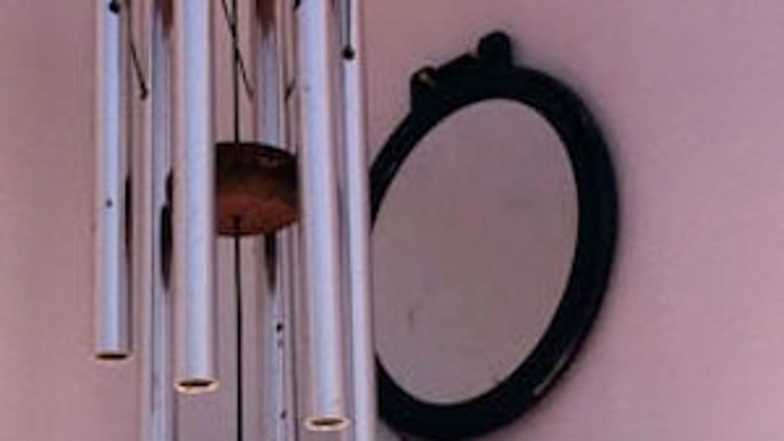 Use A Mirror To Keep Birds From Nesting On Your Porch