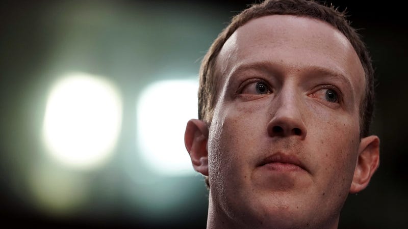 Illustration for article titled Do Facebook’s Fact-Checking Efforts Even Work?