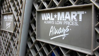 Illustration for article titled Walmart Won't Accept $1 Million Bills, Or Other Illegal Tender