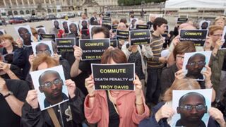 Illustration for article titled Troy Davis Allowed to Present Evidence to Court