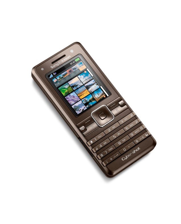 Sony Ericsson K770i is Slim, 3.2 Megapixel Cyber-shot and Brown