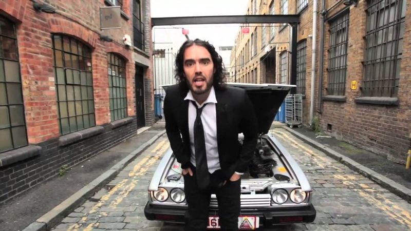 Illustration for article titled Blur’s 1994 song ”Parklife” becomes a battleground for Russell Brand
