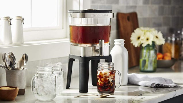 Save Big on This Beautifully Designed Cold Brew Coffee Maker