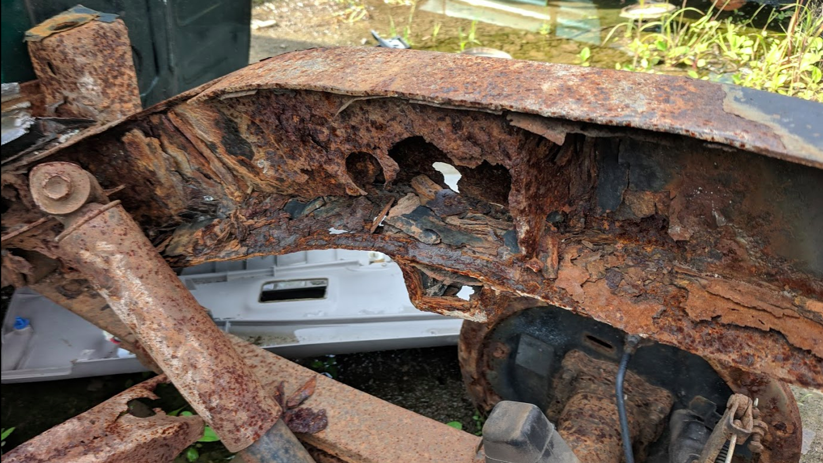Look At This Totally Rusted Out Toyota Tacoma