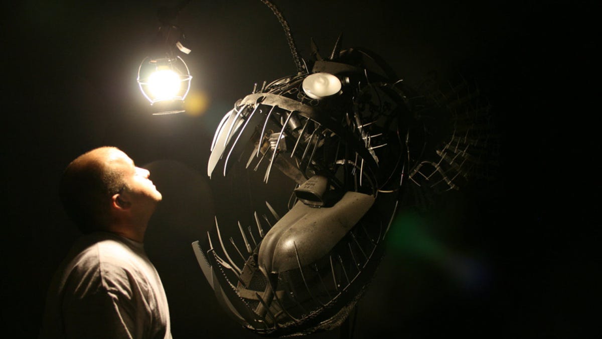 This huge anglerfish sculpture is wicked nightmare fuel for Anglerfish Light
166kxo This huge anglerfish sculpture is wicked nightmare fuel for Anglerfish Light
166kxo