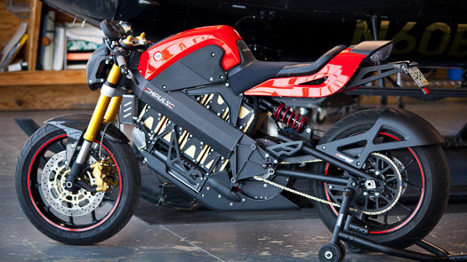 This Electric Motorcycle Can Reach a 100 Miles Per Hour