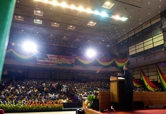 Illustration for article titled President Obama: "Africa’s Future Is Up To Africans"