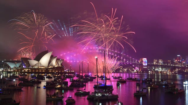 New Year's Eve Fireworks in Sydney Will Go Ahead Despite Fires, Wind, and Smoke