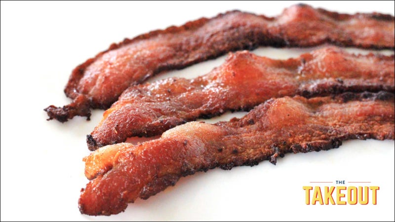 Illustration for article titled Give your Western breakfast a Korean twist with gochujang-fried bacon