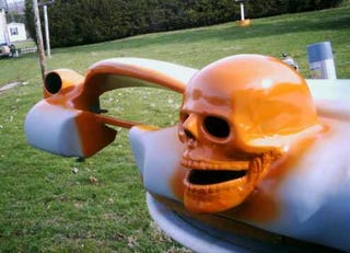 Illustration for article titled Dodge Neon With Skull On Dash Frightens In Unintended Way