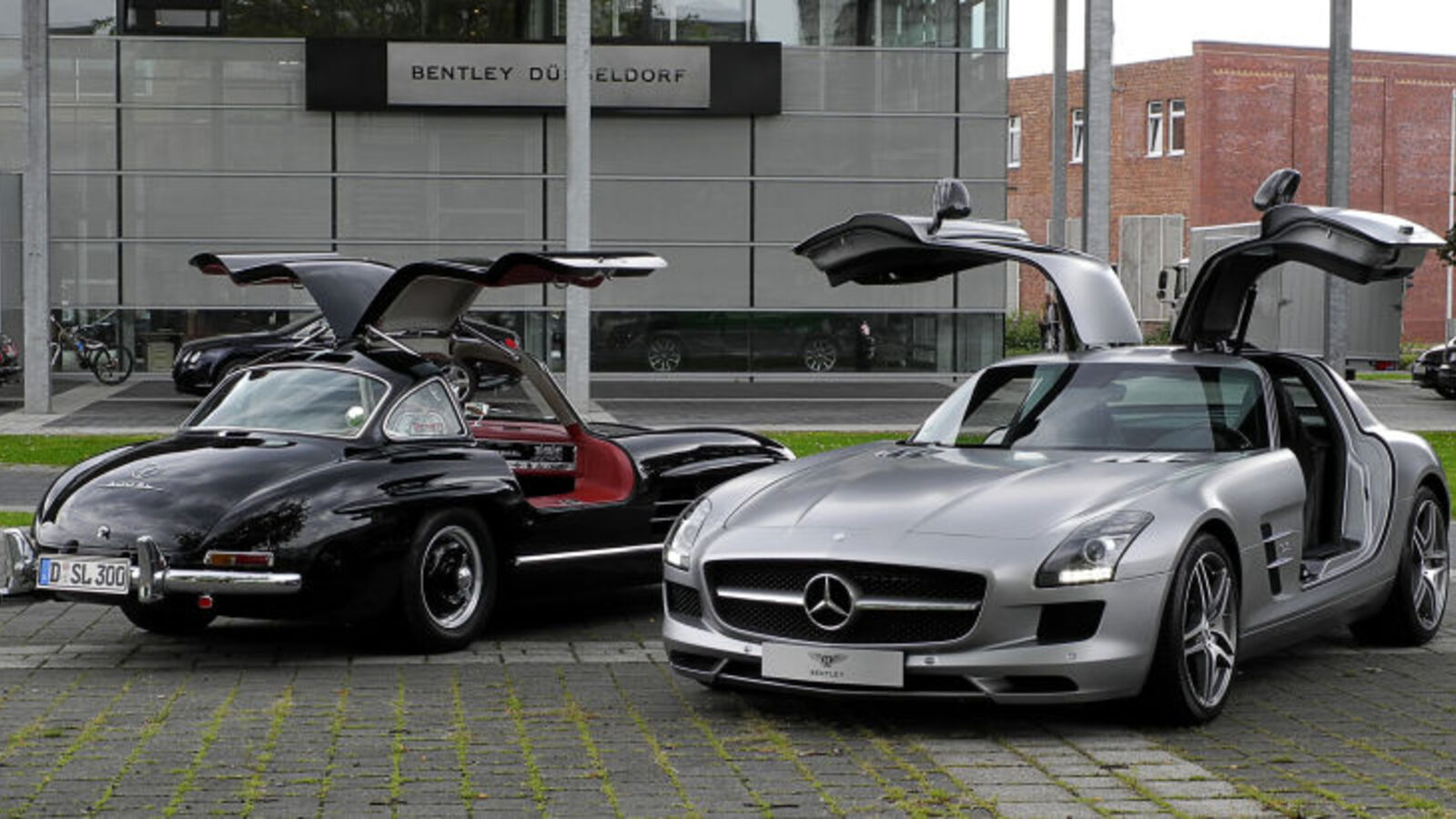 Modern Cars vs. Classic Cars: A Pointless Argument