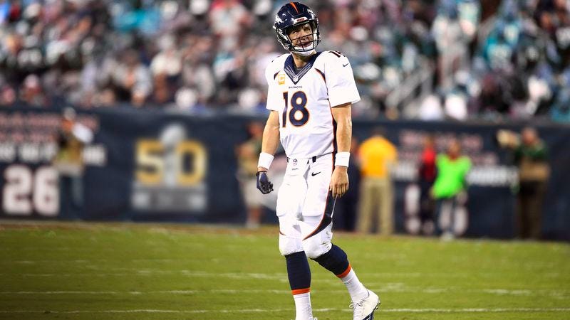 Illustration for article titled Family, Friends Concerned After Peyton Manning Wanders Away From Pocket