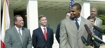 Illustration for article titled GOP Is The Preferred Party Of Most Ex-NFLers