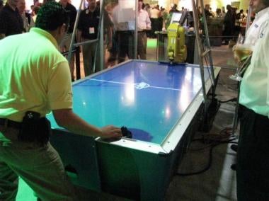 Illustration for article titled Air Hockey Robot Makes Air Hockey a More Calculating, Dangerous Game