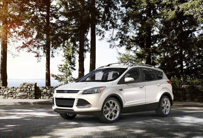 Illustration for article titled Ford Escape vs RAV4