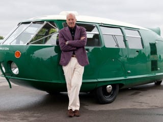 Illustration for article titled British Architect Builds Himself a Dymaxion Car