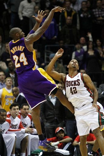 Illustration for article titled Last Night's Winner: Kobe