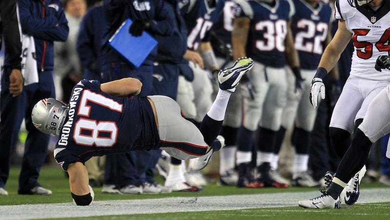 What Really Went Wrong With Rob Gronkowski S Arm Surgeries