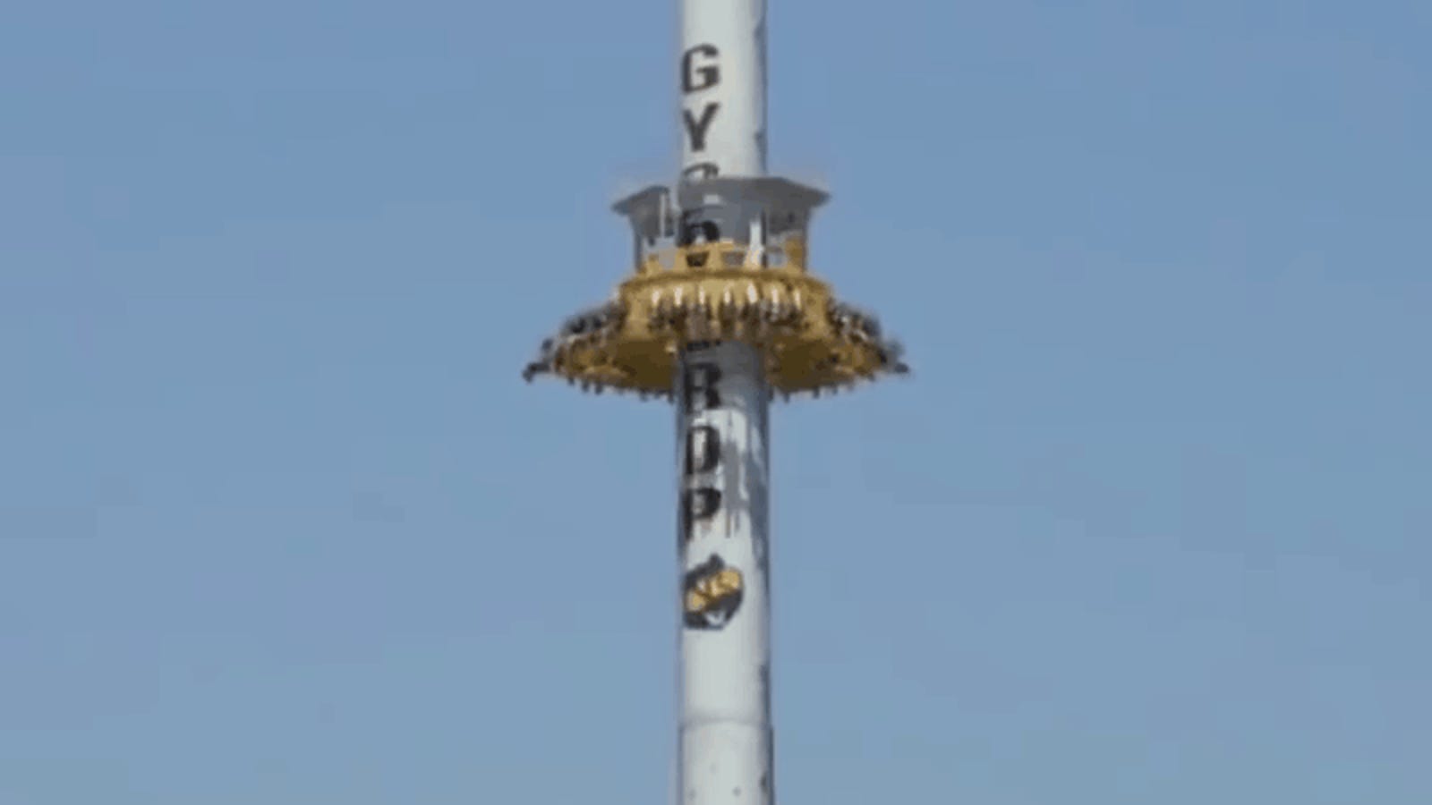 That Theme Park Ride Going Viral Right Now Is Totally Fake