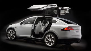 Illustration for article titled Tesla Has Almost 20,000 Reservations For The Model X, Losses Widen