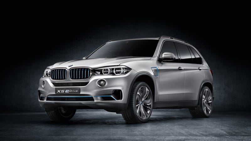 Illustration for article titled BMW eDrive meets BMW xDrive – an innovative combination designed to deliver efficient driving pleasure: The BMW Concept5 X5 eDrive.