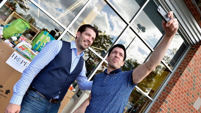 Property Brothers Scripted Show In Development At Fox The Property Brothers Are Two And Tall Boys Who Sort Of Know How To Do Home Renovation They Also Illusionistusicians