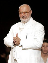 Illustration for article titled Gianfranco Ferre, "Architect Of Fashion", Dies