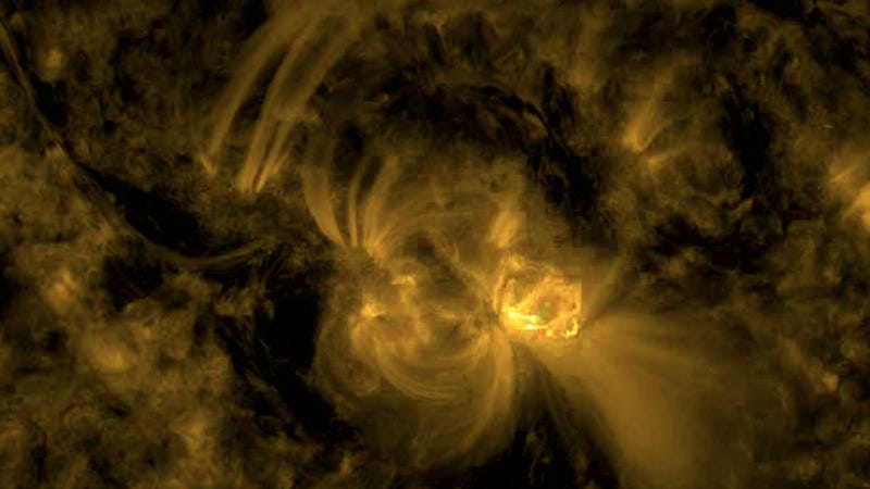 This Massive Solar Flare Will Make For Dazzling Northern Lights