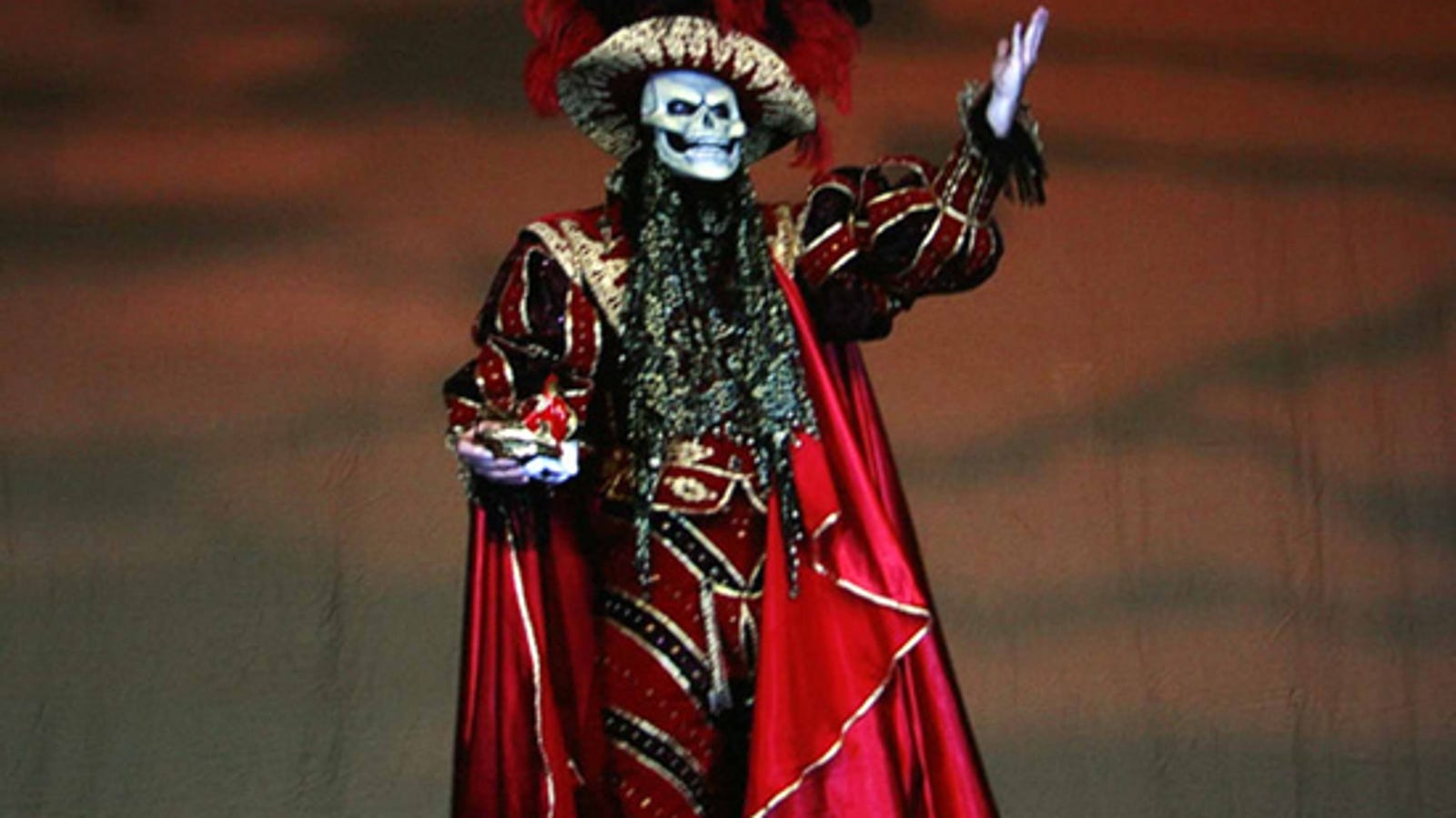 Masquerade Winners Show Off the Best Costumes of Comic Con