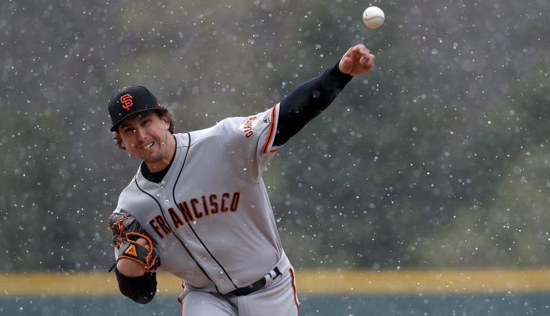 Illustration for article titled Derek Holland Blasts Giants Management, Says Team Had Him Fake An Injury