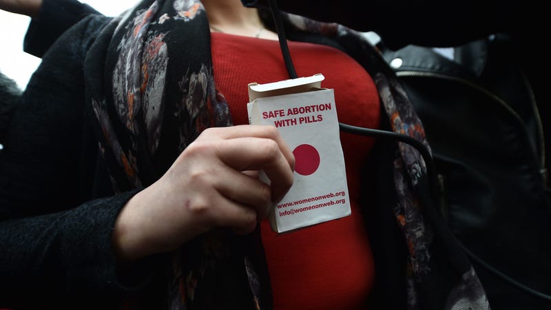 Illustration for article titled The FDA Is Going After Mail-Order Abortion MedicationÂ