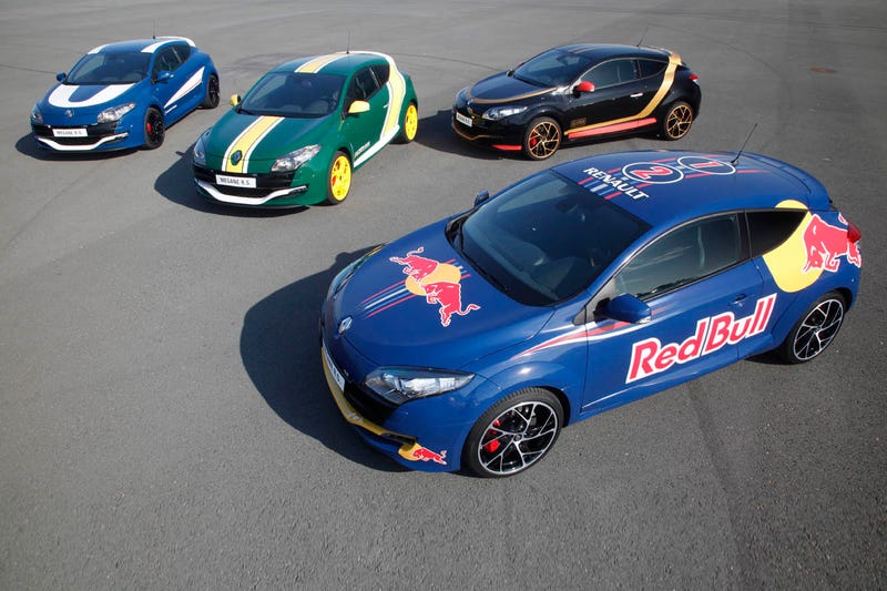 Illustration for article titled That One Time Renault Painted Méganes Like F1 Cars