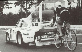 Illustration for article titled A Porsche, A Bicycling Record, And One Giant Sprocket