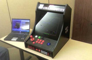 Illustration for article titled DreamAuthentics Katana Brings the Arcade to Your Desk