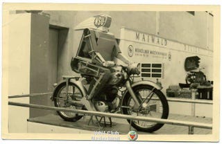 Illustration for article titled Motorcycle Riding Robot, NSU