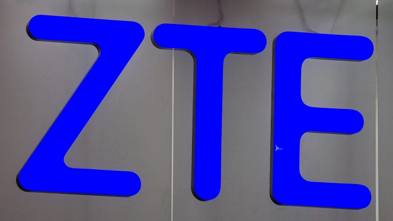 Illustration for article titled Trump Announces Plan to Save ZTE After His Administration Basically Killed It
