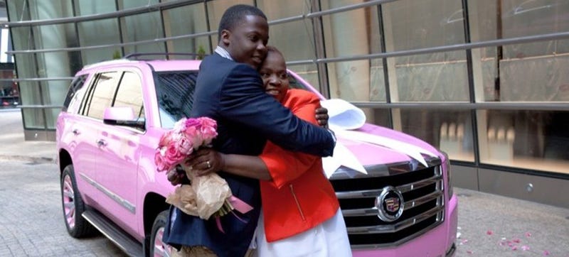 NFL Prospect Teddy Bridgewater Gives Cancer Survivor Mom ...