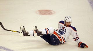 Illustration for article titled These Hockey Players Do Not Like Cloud Atlas