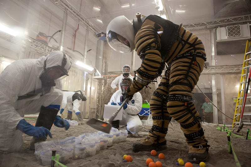 Illustration for article titled This Sandbox Isn't For Kids, It's For Spacesuit Research