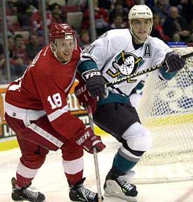 Illustration for article titled NHL Stanley Cup Pants Party: Red Wings Vs. Ducks